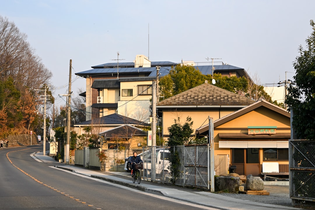 Akiya Mart